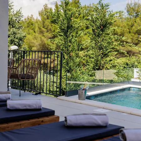 Luxurious Medellin Villa Pridraga