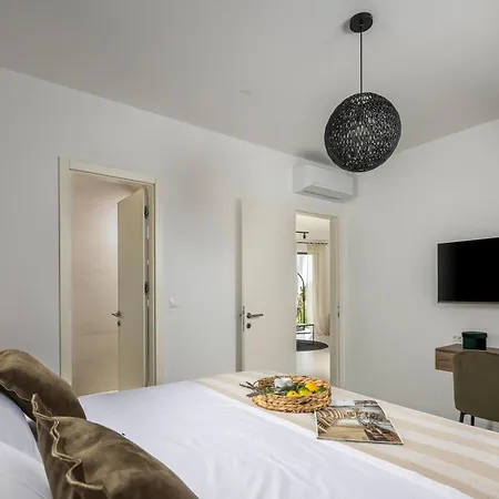 Luxurious Medellin Villa